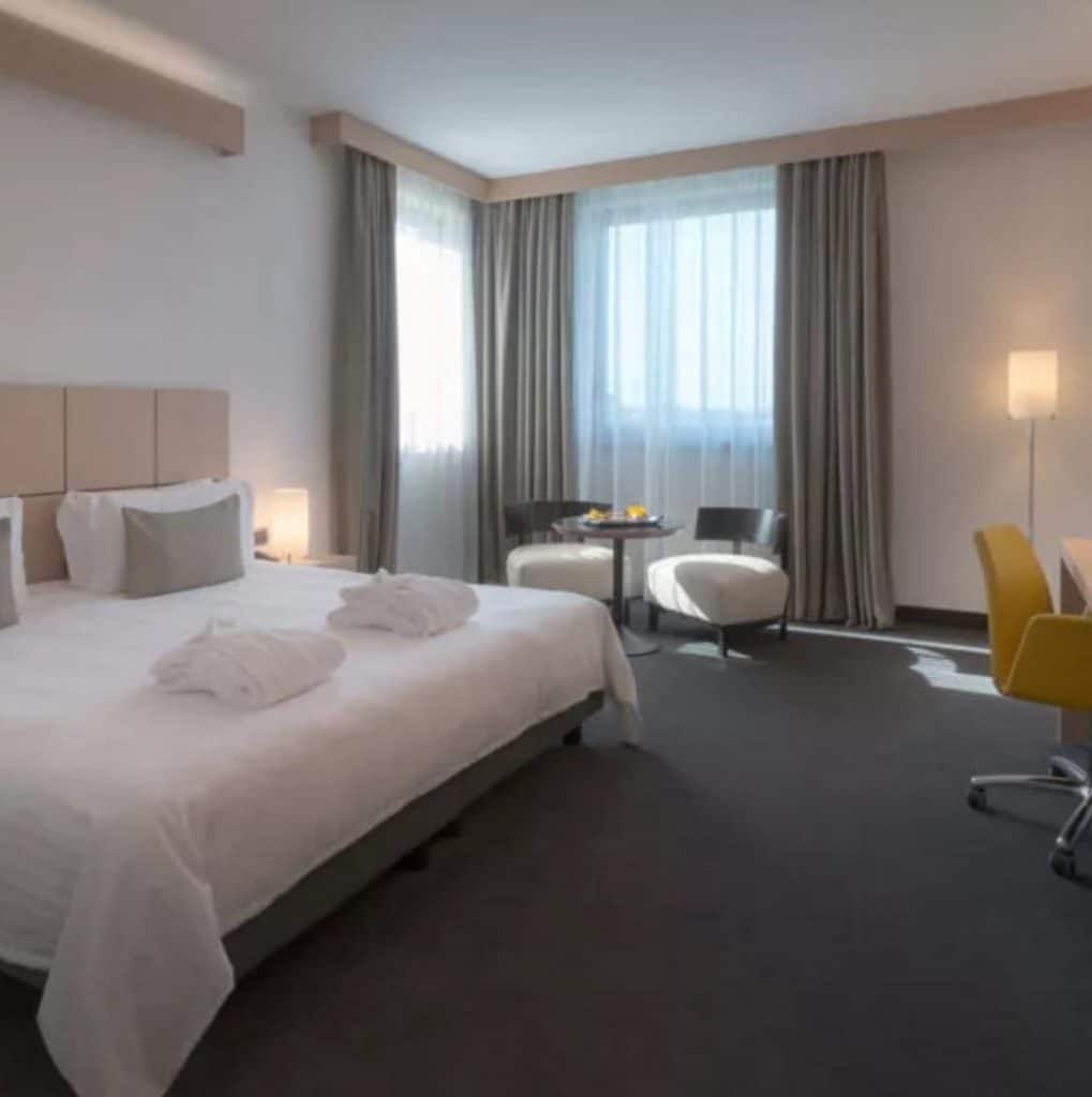 WhatsApp Image 2025-12-11 at 18.53.21